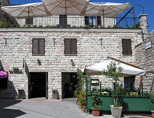 Albergo La Rocca Assisi Bagian luar foto