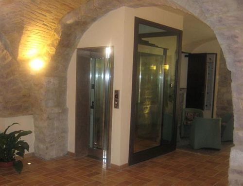 Albergo La Rocca Assisi Bagian luar foto